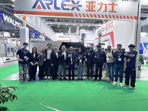 Ningbo Yalishi Successfully Concludes Brilliant Exhibition At CHINAPLAS 2026